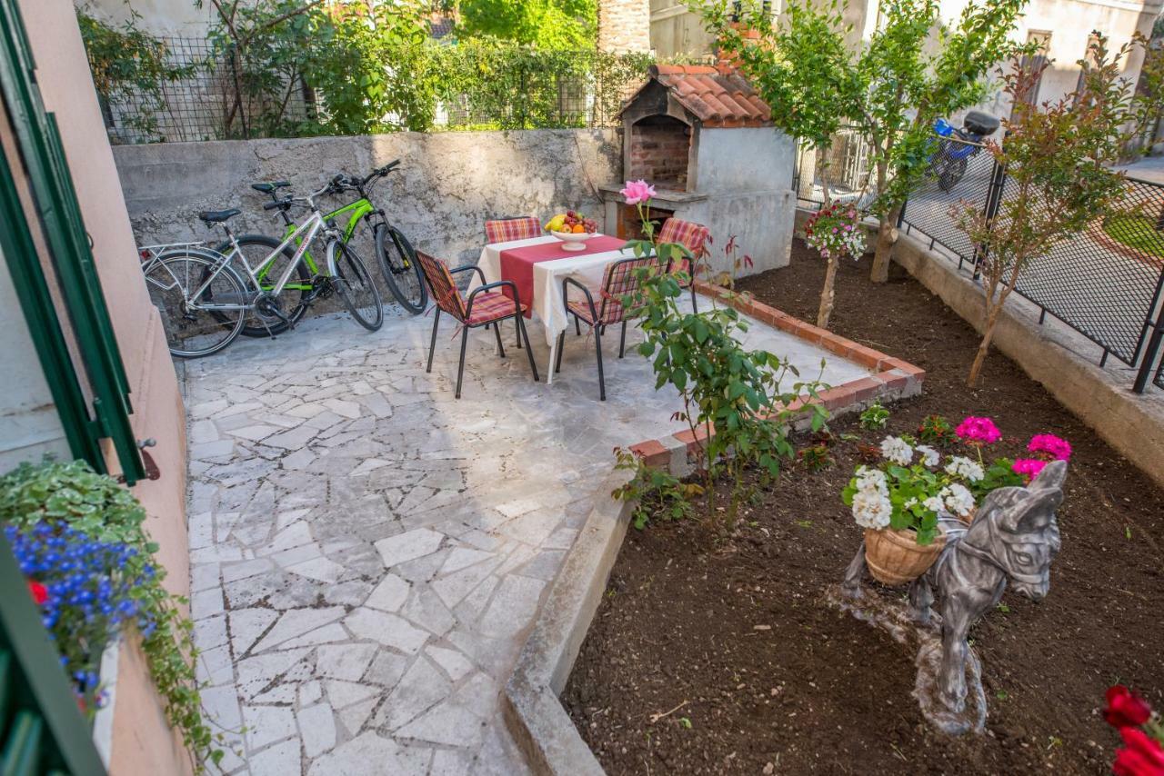 Apartman Grgur Split Exteriör bild